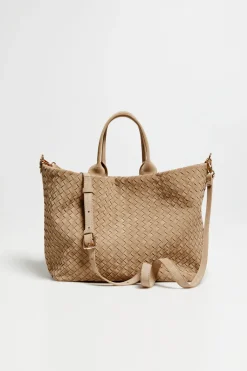 Beżowa torba shopper z plecionej skóry