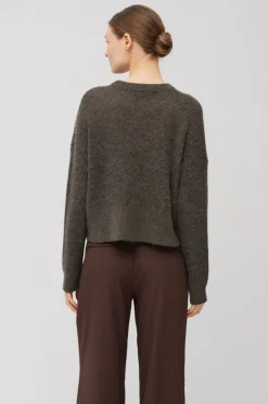 Brązowy sweter z wełną alpaki
