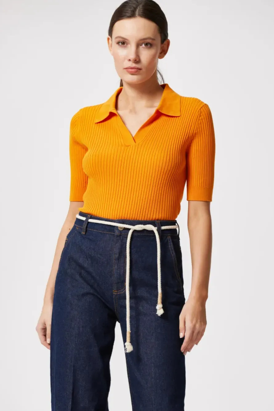 Granatowe szerokie spodnie jeans