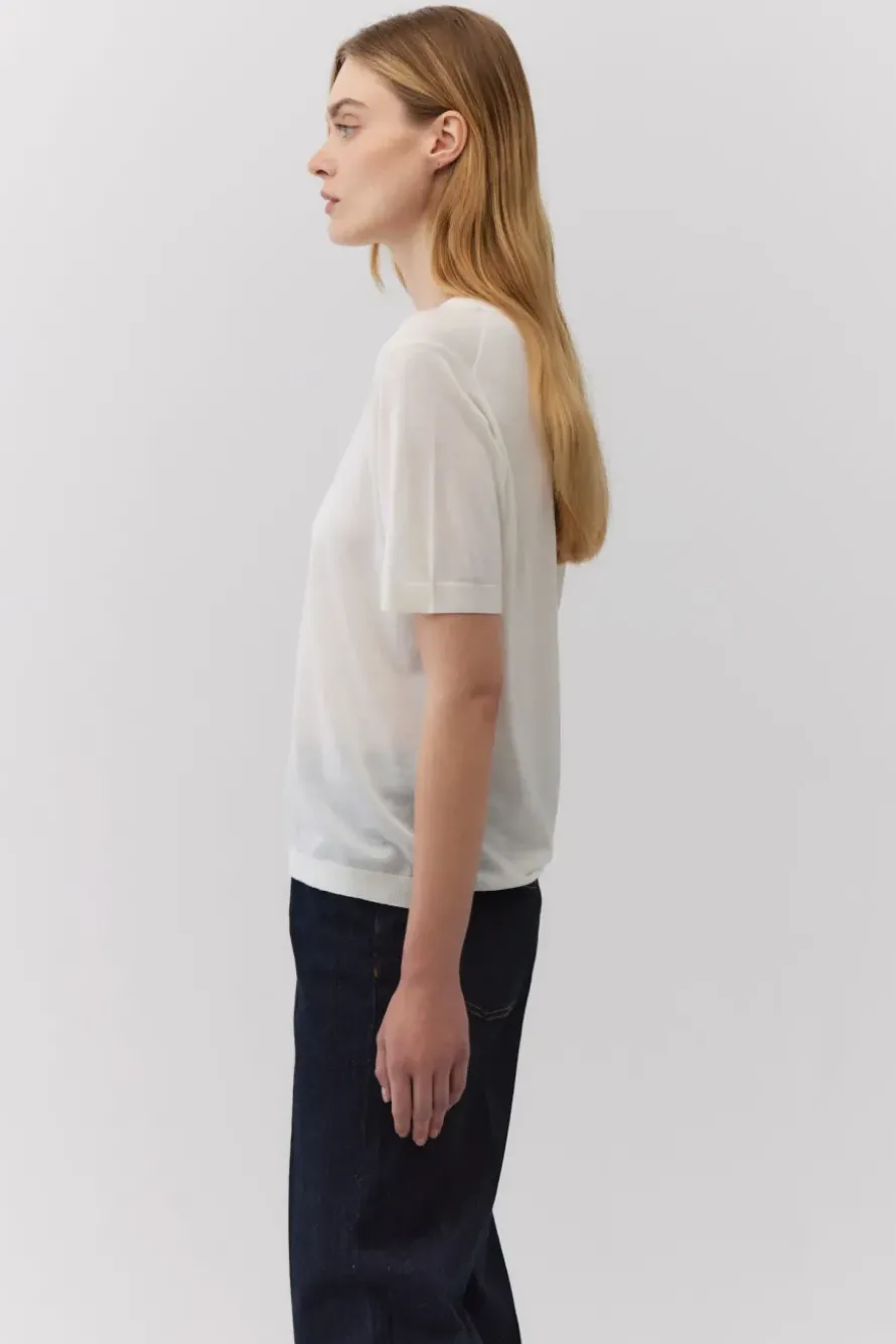 Śmietankowy t-shirt z wełny merynosowej